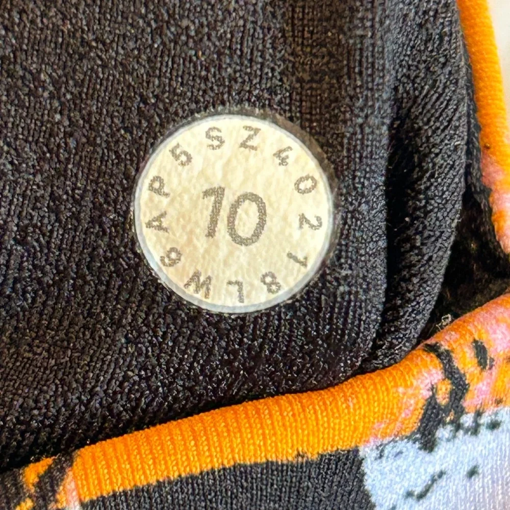 Lululemon Sun Runner Crop Leggings Size 10‎